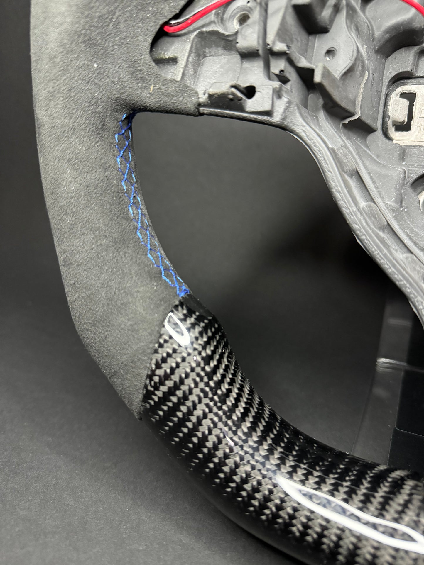 VW Golf 6 Carbon Sports Steering Wheel (LED)