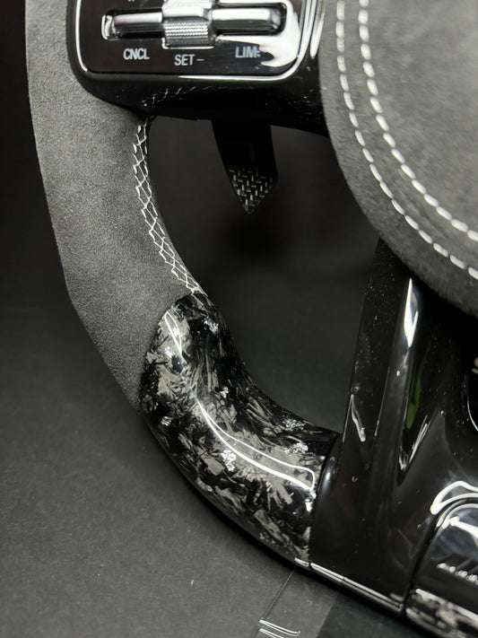 Mercedes AMG Sport Steering Wheel Forged Carbon Color Splitter (Upgrade to Facelift)