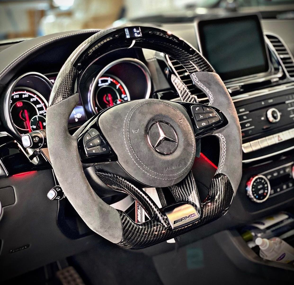 Mercedes AMG Sport Steering Wheel Carbon (LED)