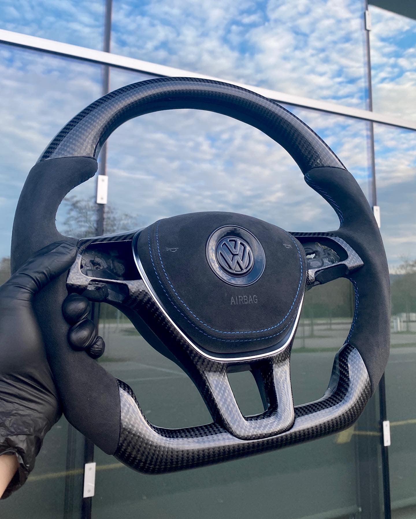 VW Sportlenkrad Carbon Standard (LED)