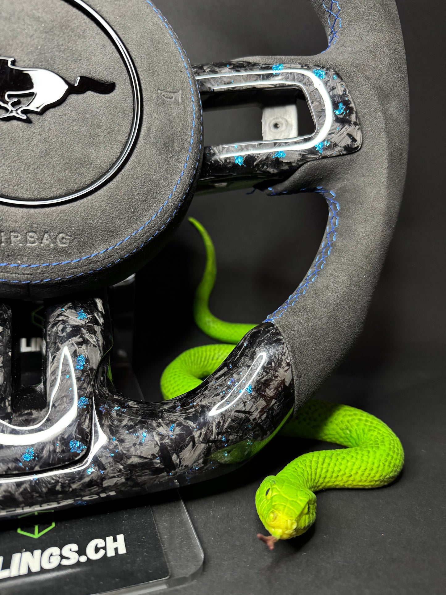 Ford Mustang Sports Steering Wheel Forged Carbon Color Splitter (LED)