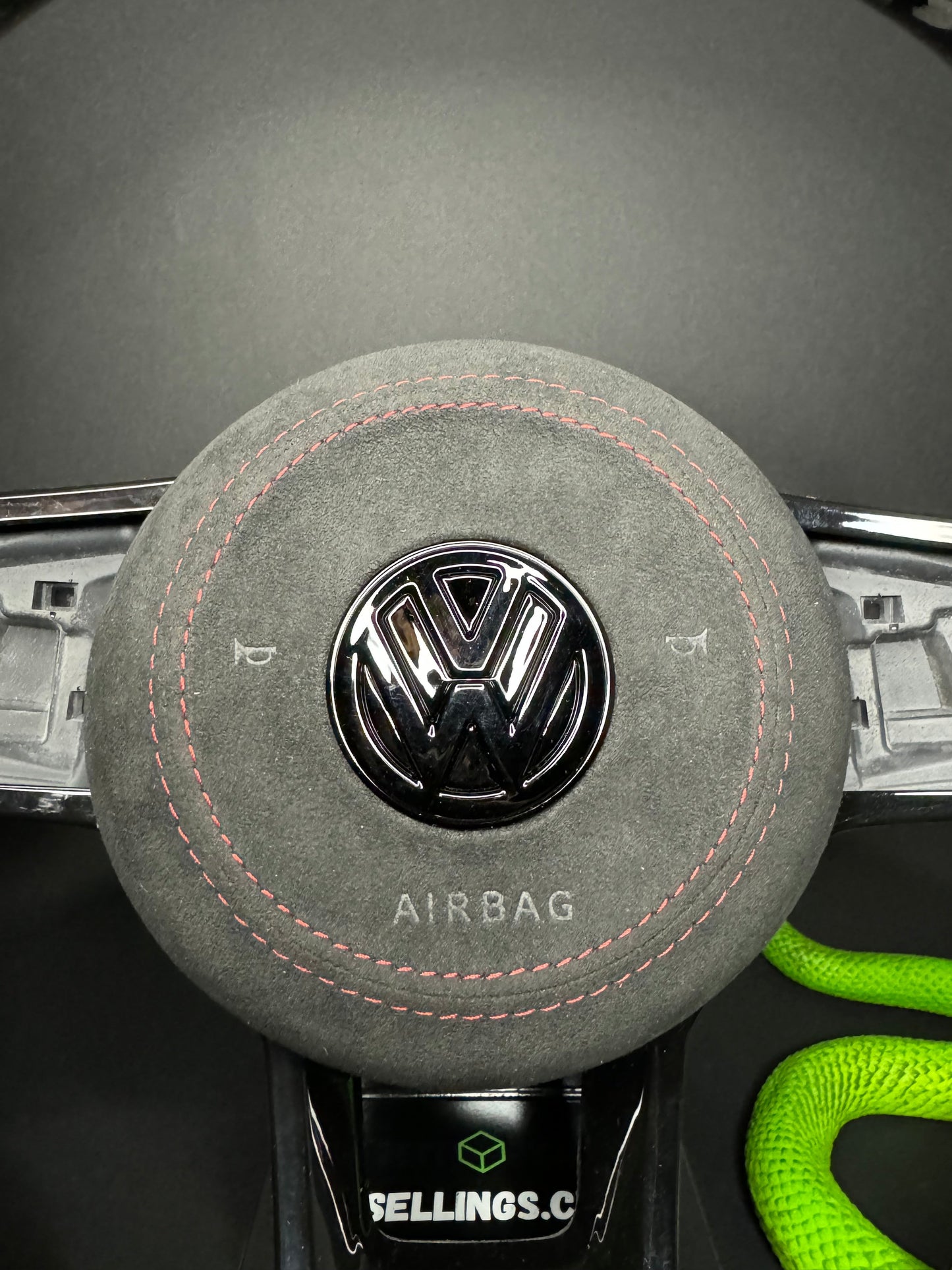 VW Golf 7/7.5 Sports Steering Wheel Forged Carbon Color Splitter