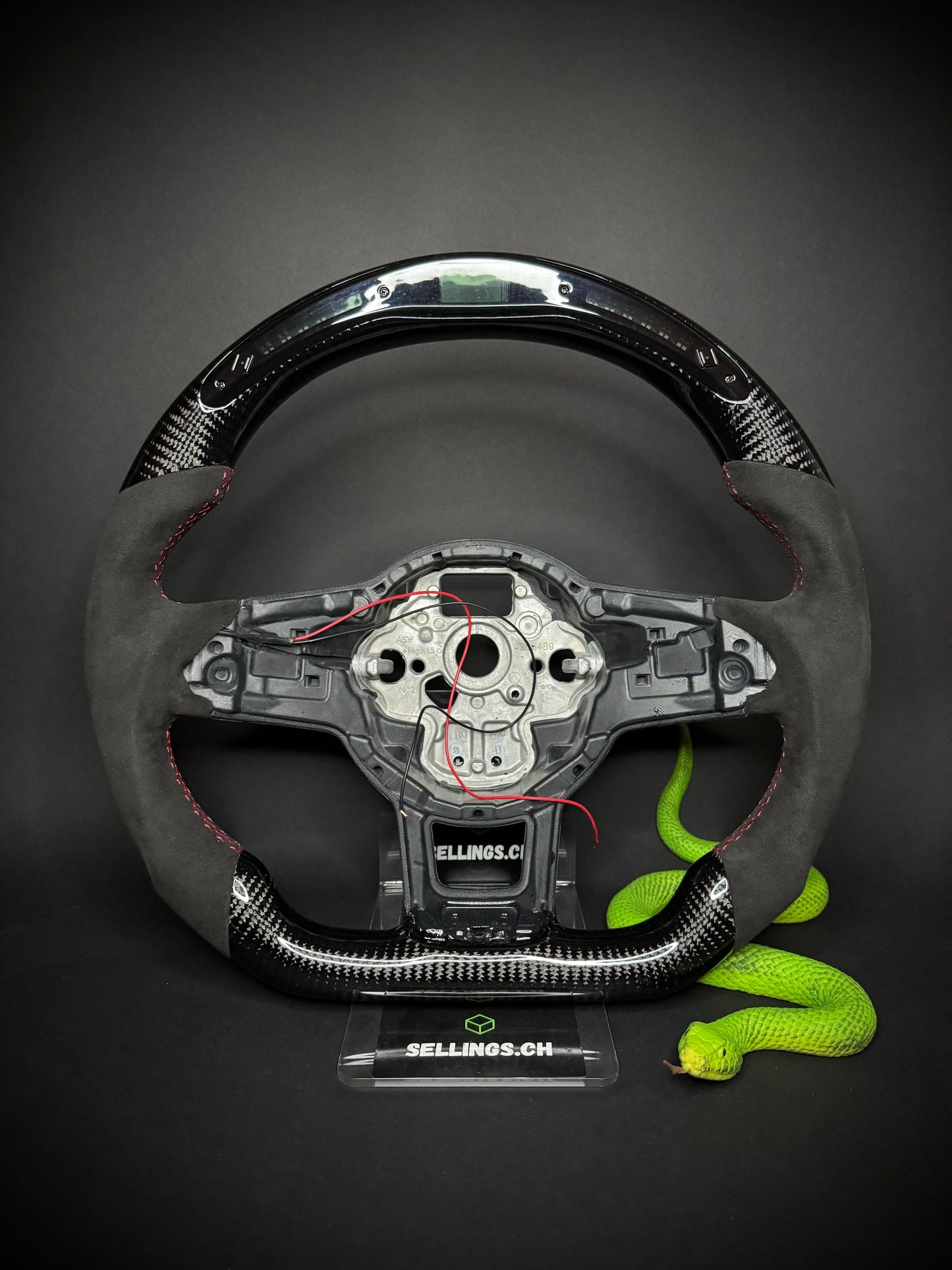VW Golf 7/7.5 Carbon Sport Steering Wheel (LED)