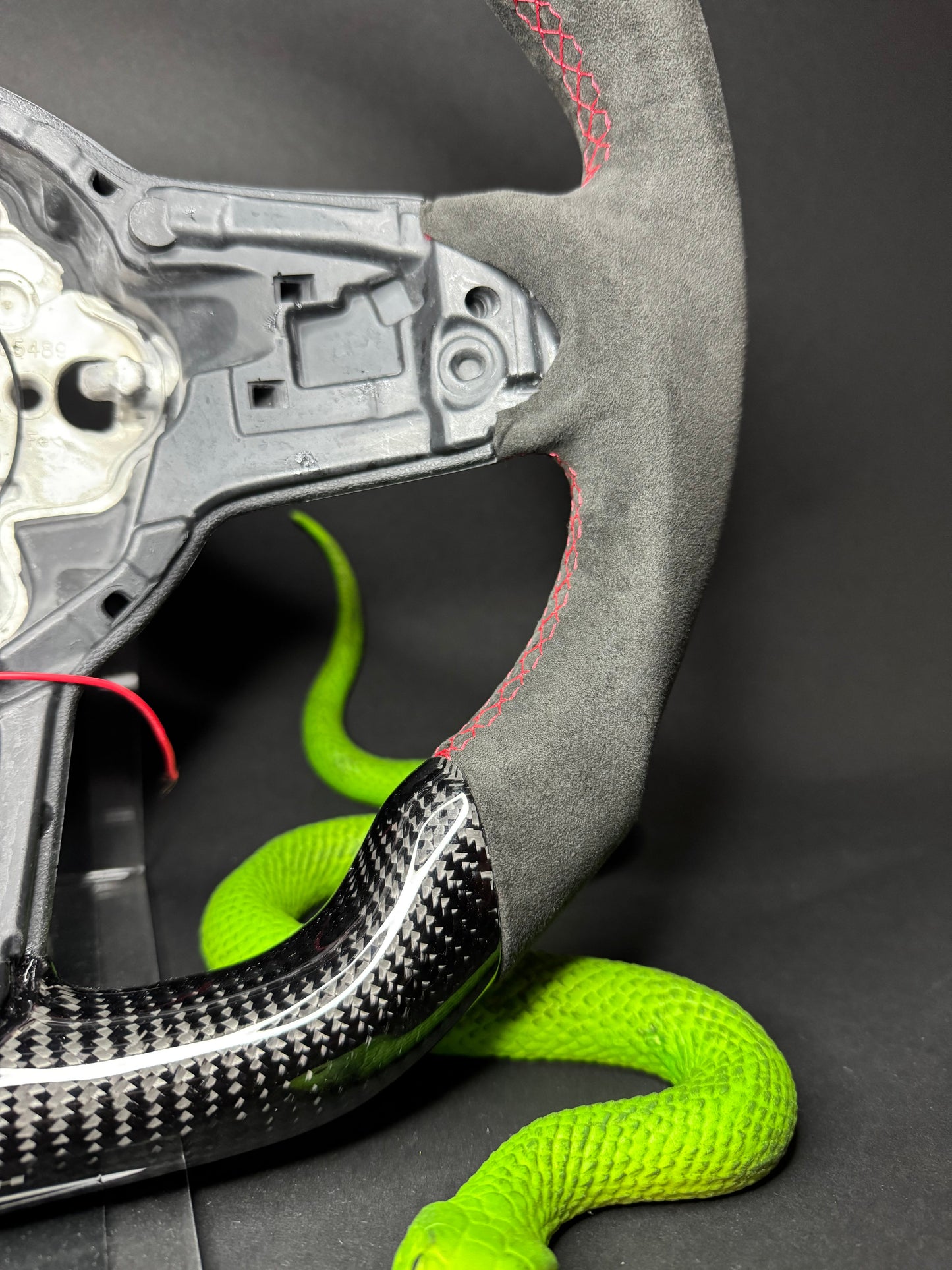 VW Golf 7/7.5 Carbon Sport Steering Wheel (LED)
