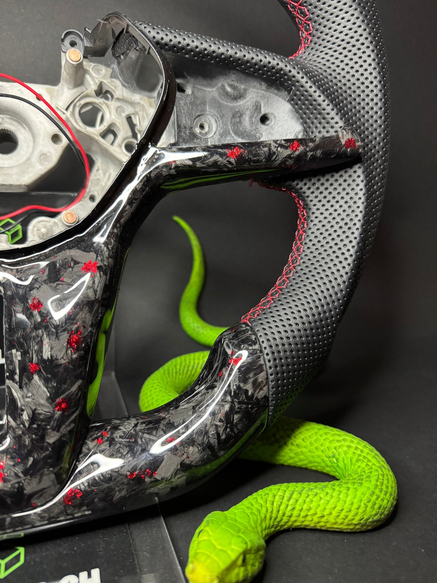 Nissan GTR Sports Steering Wheel Forged Carbon Color Splitter (LED)