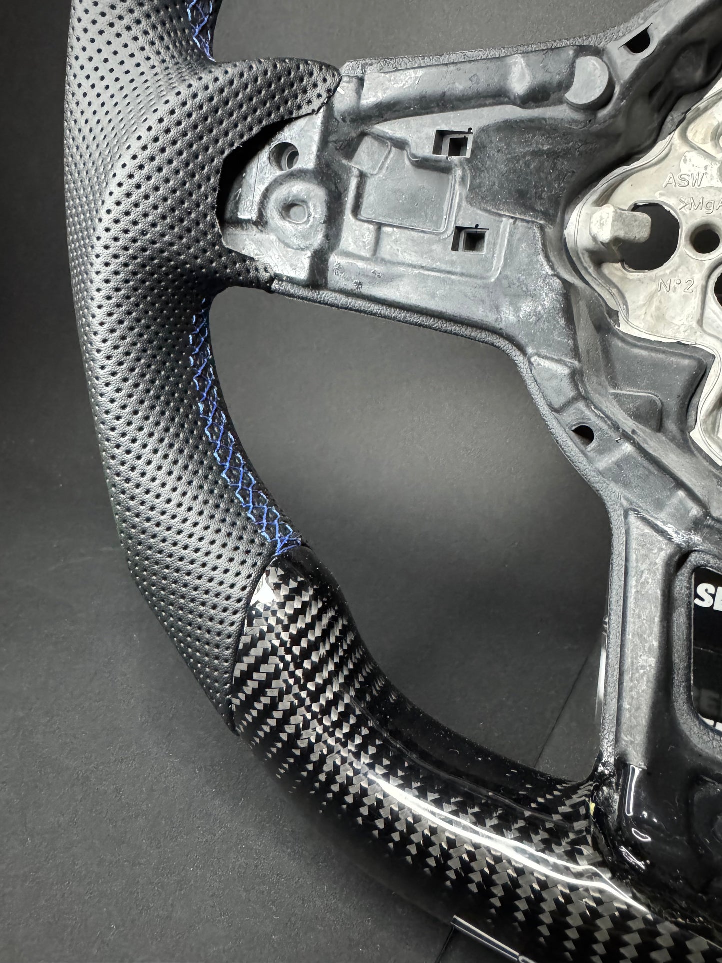 VW Golf 7/7.5 Carbon Sports Steering Wheel