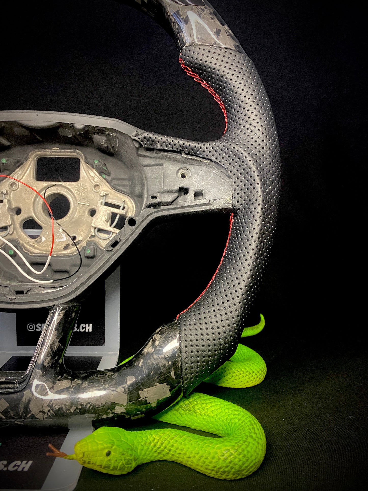 Skoda Sport Steering Wheel Forged Carbon (LED)