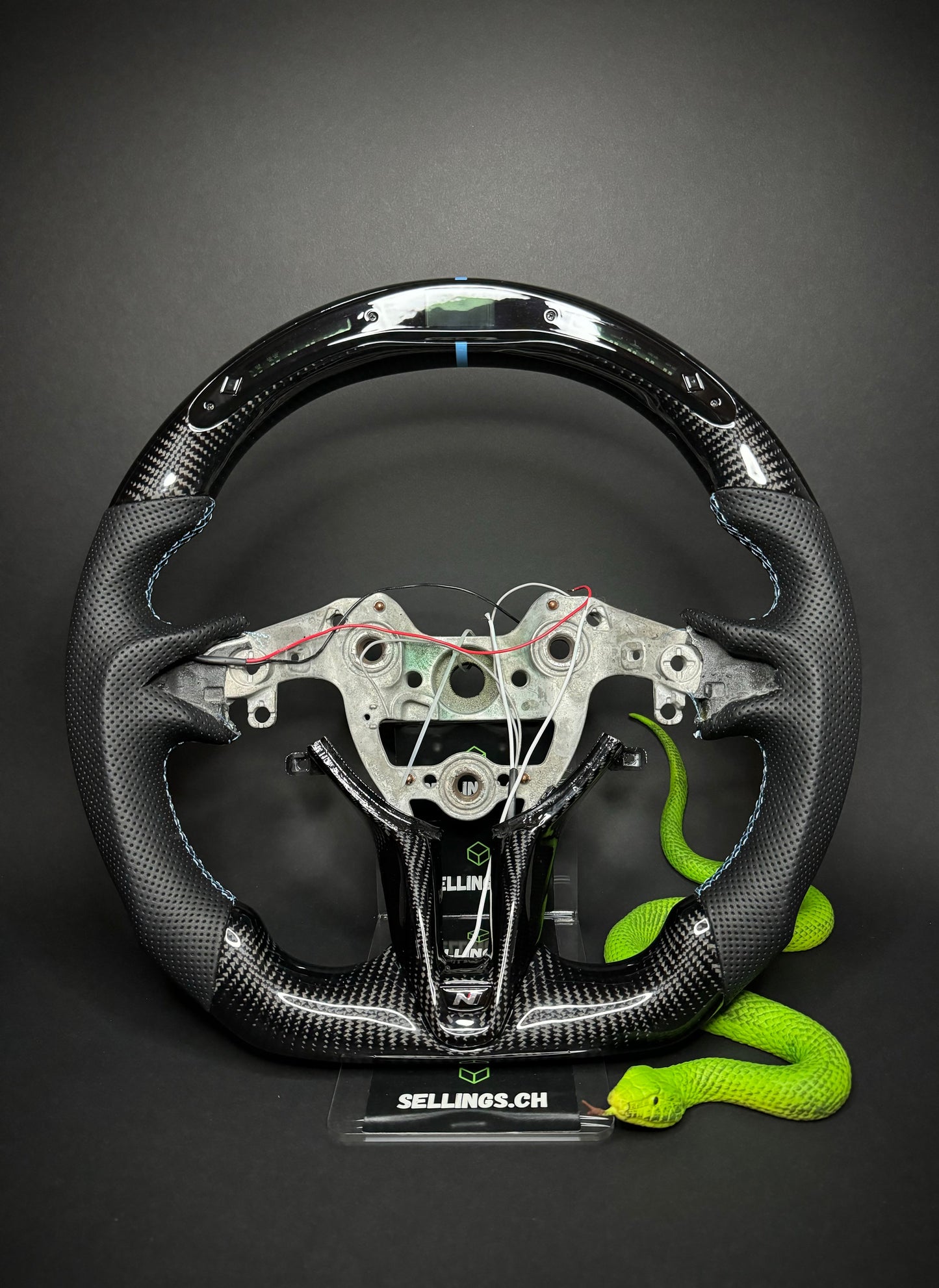 Hyundai Carbon Sport Steering Wheel (LED)