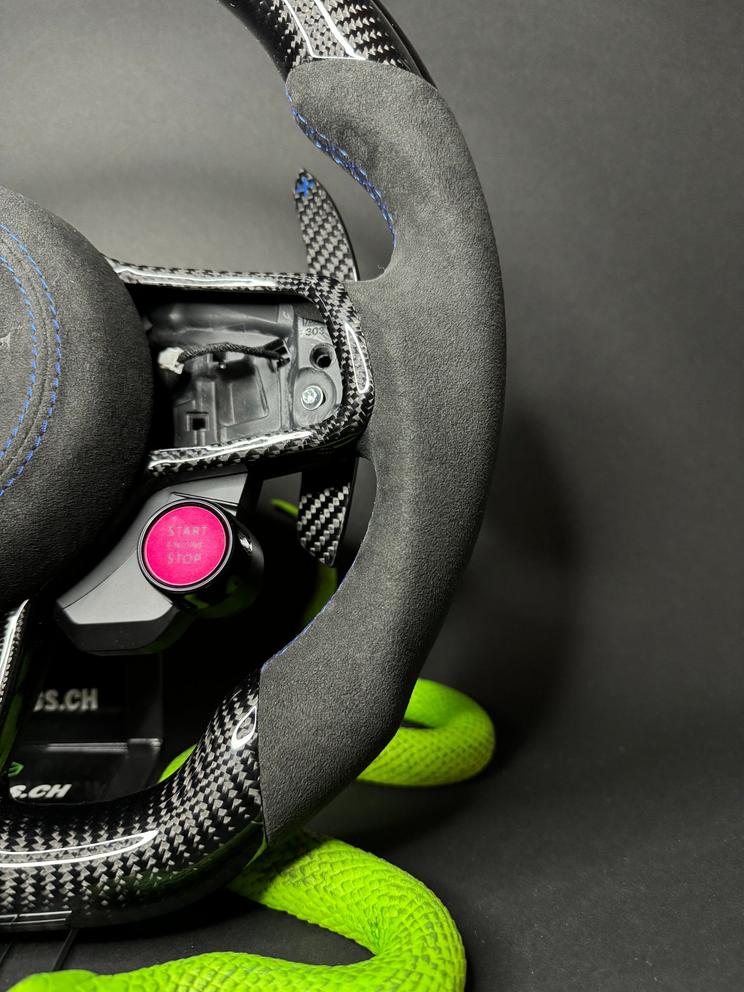 VW Golf 7/7.5 Sport Steering Wheel Carbon R8