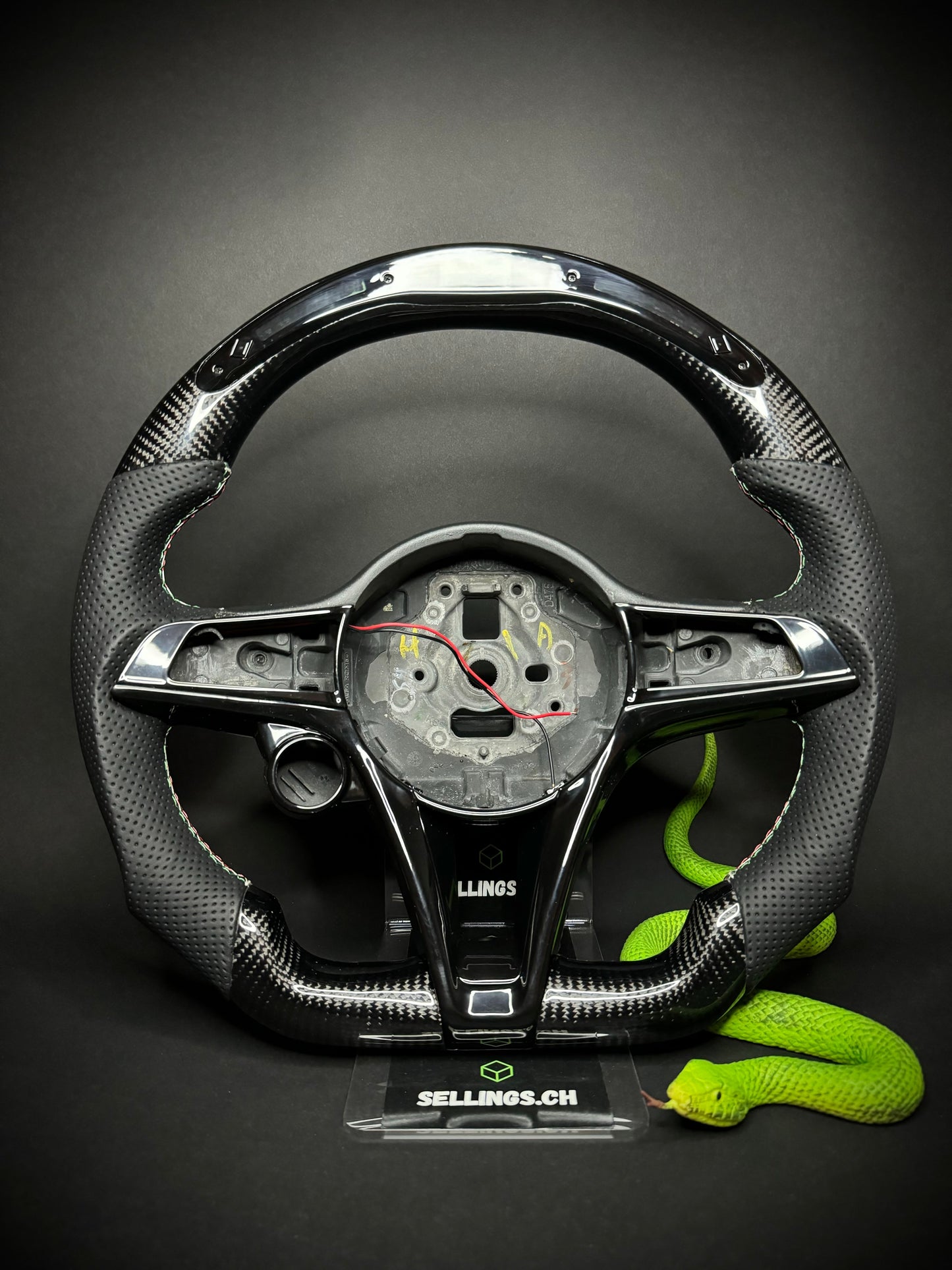 Alfa Romeo Carbon Sports Steering Wheel (LED)