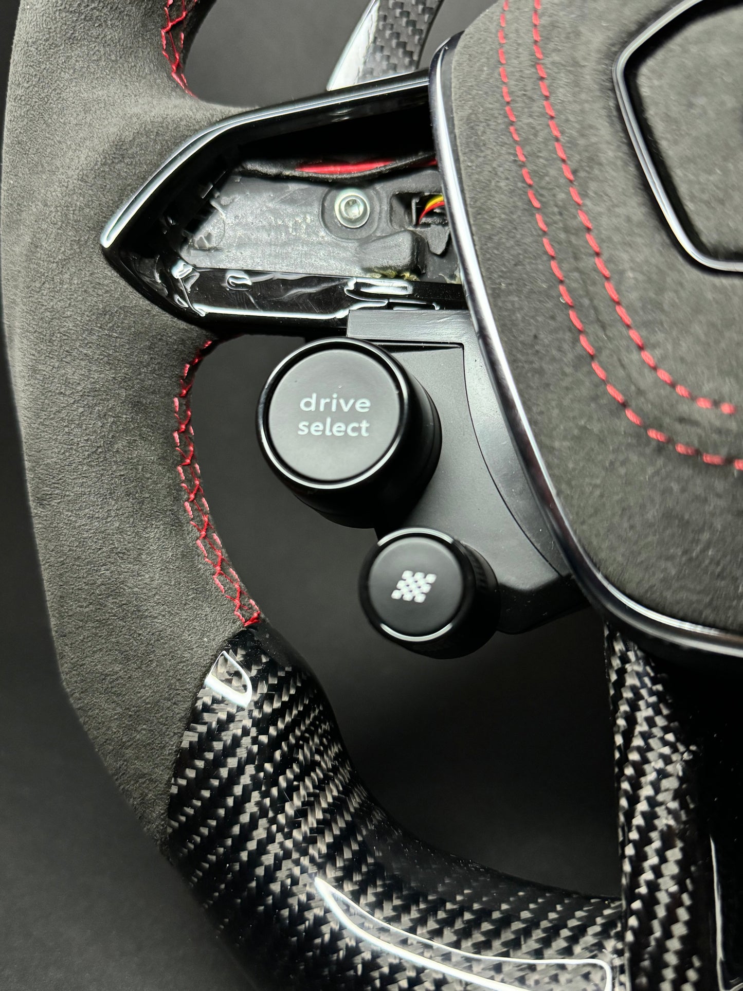 Audi Sport Steering Wheel Carbon (LED)
