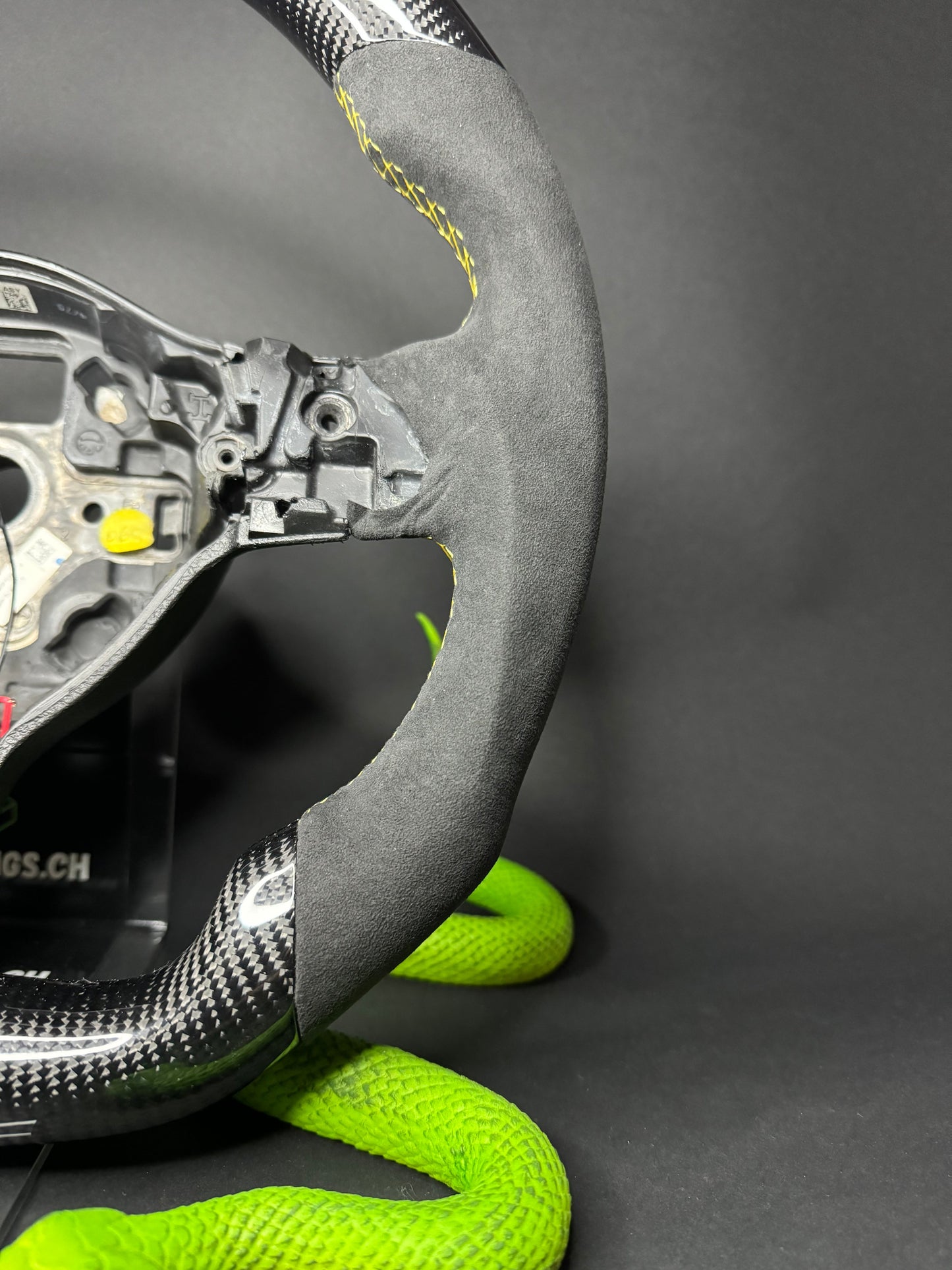 VW Golf 6 Carbon Sports Steering Wheel (LED)