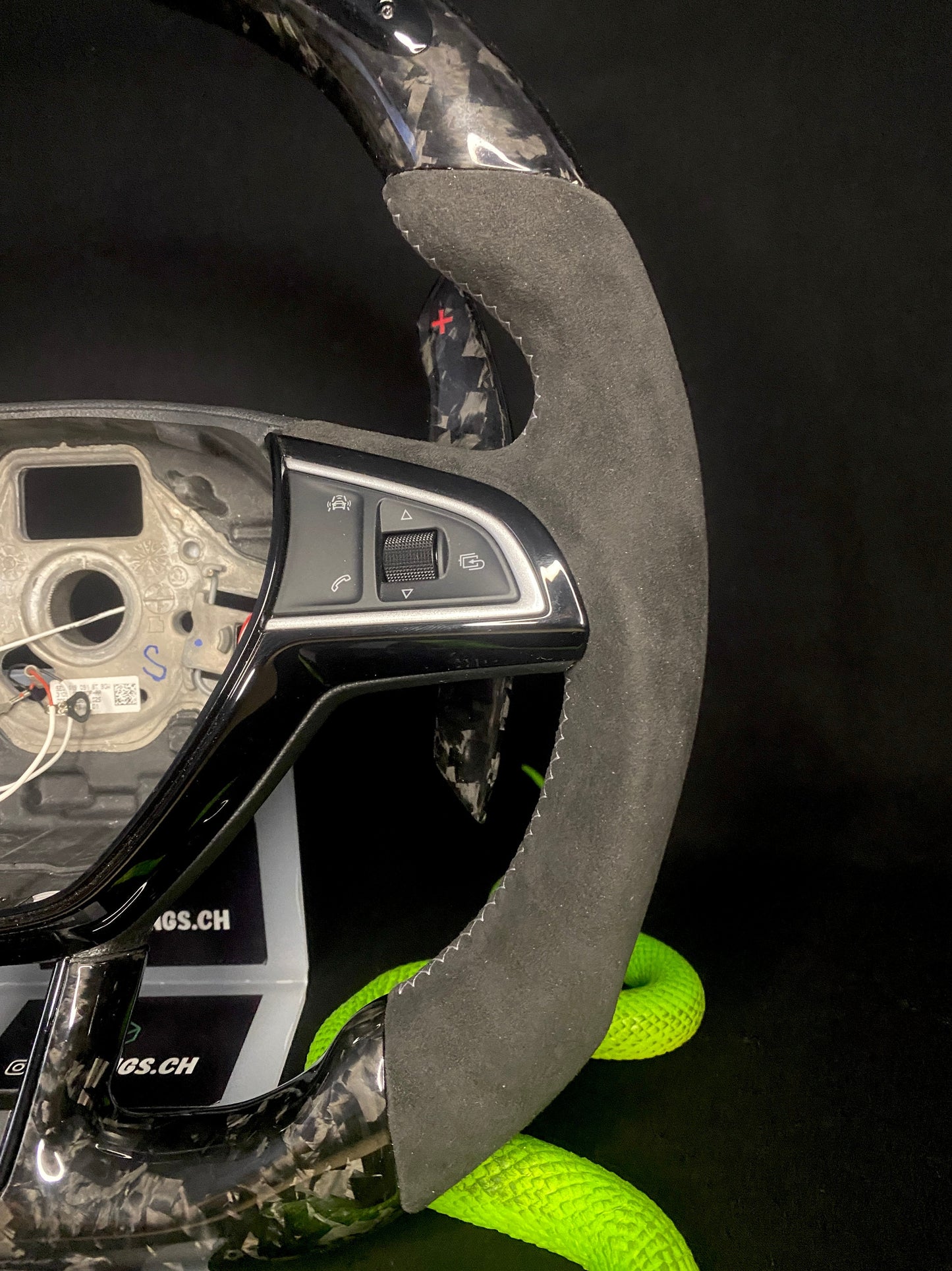 Skoda Sport Steering Wheel Forged Carbon (LED)