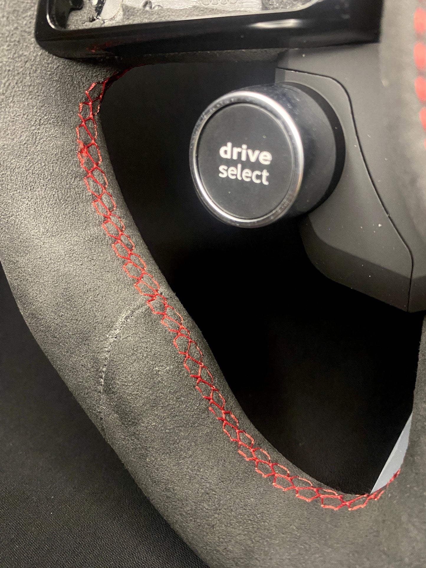 Audi Sport Steering Wheel Alcantara (LED)