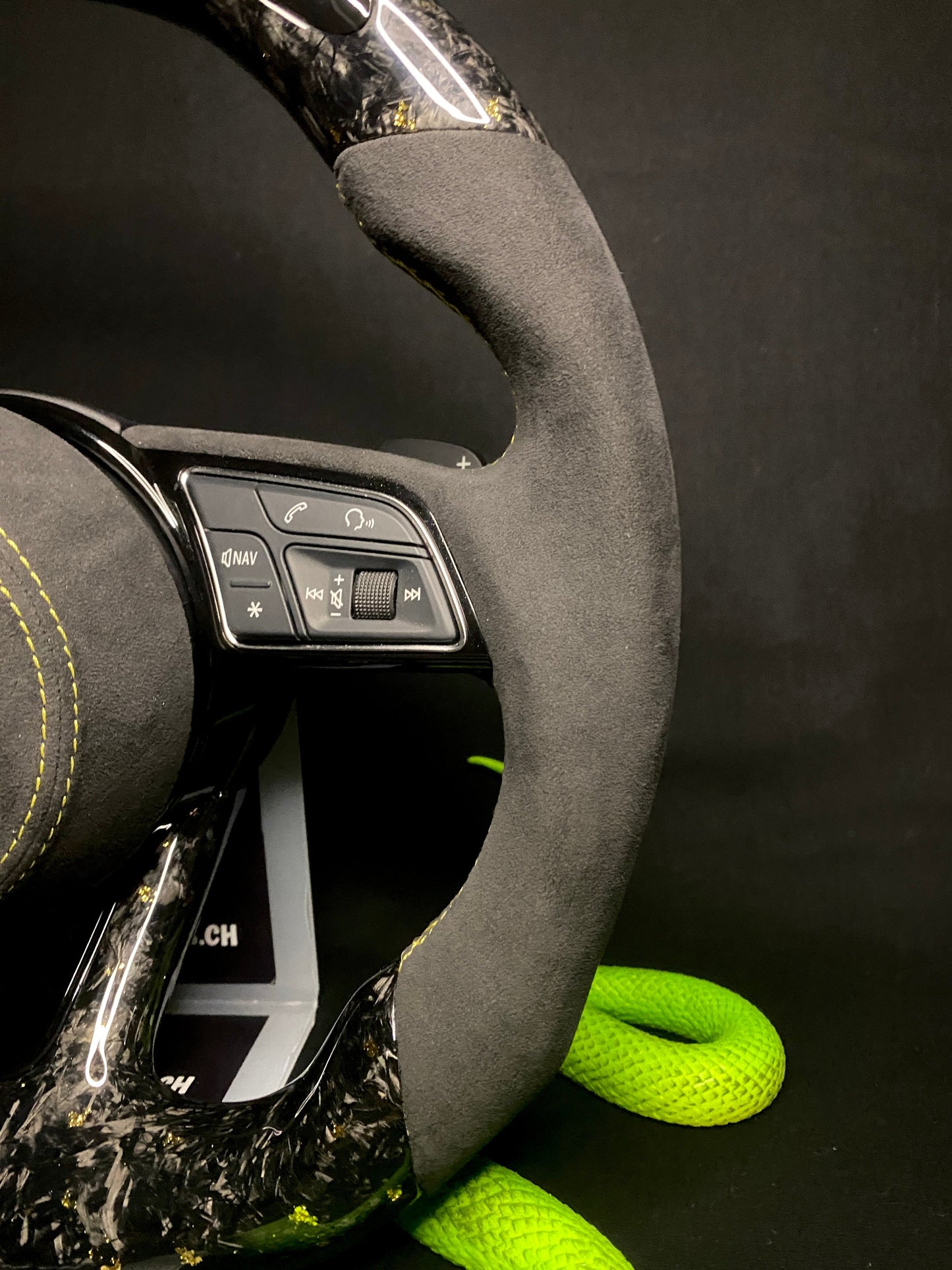 Audi Sport Steering Wheel Forged Carbon Color Splinter (LED)
