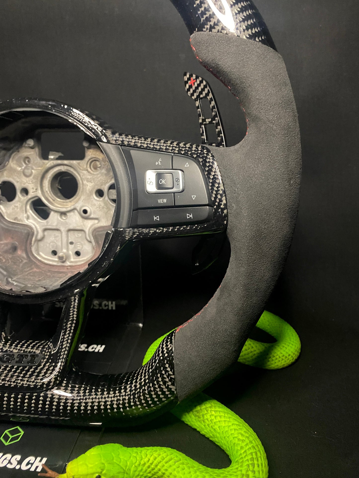 VW Golf 7/7.5 Carbon Sports Steering Wheel