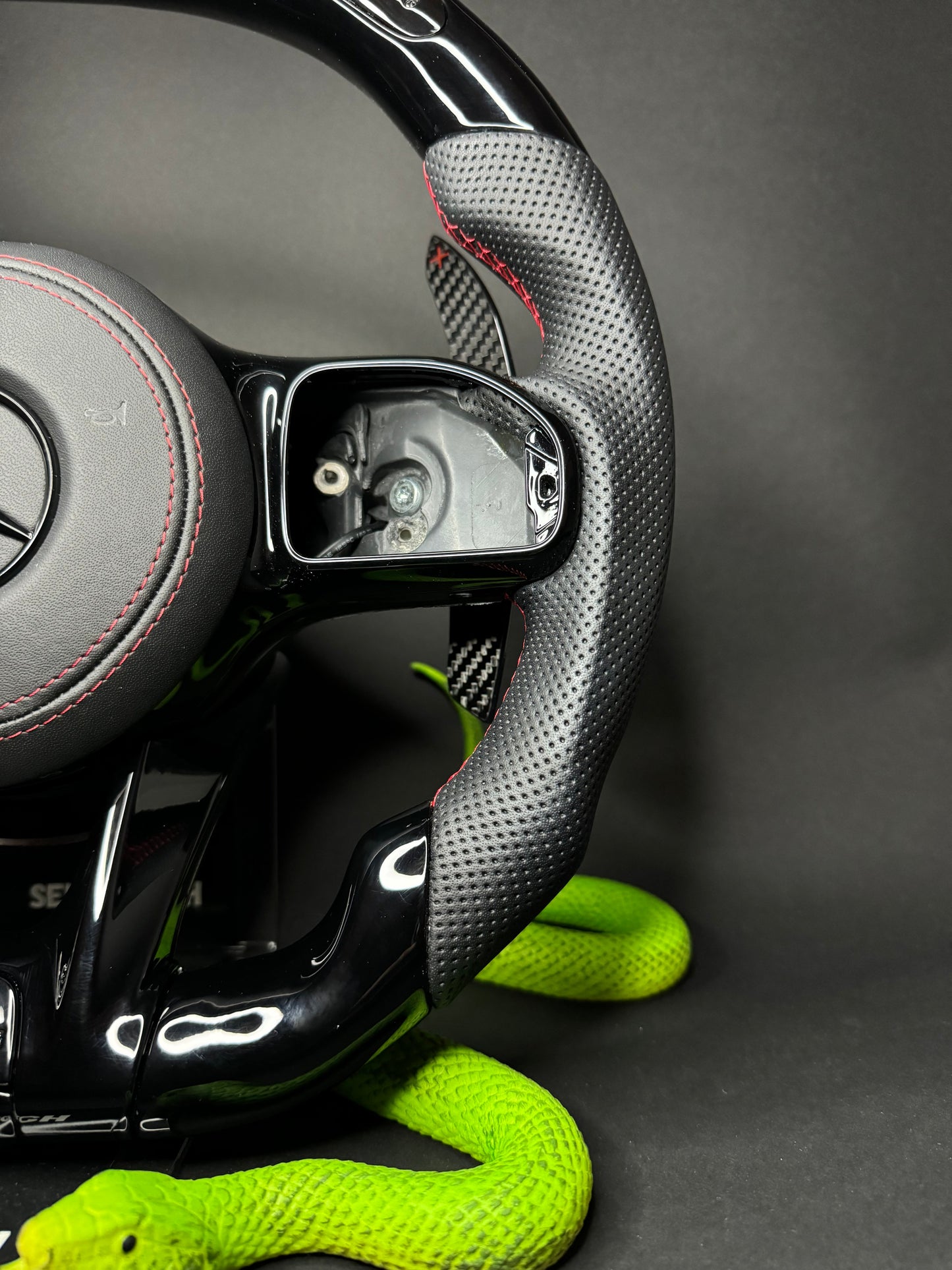 Mercedes AMG Sport Steering Wheel Black (LED)