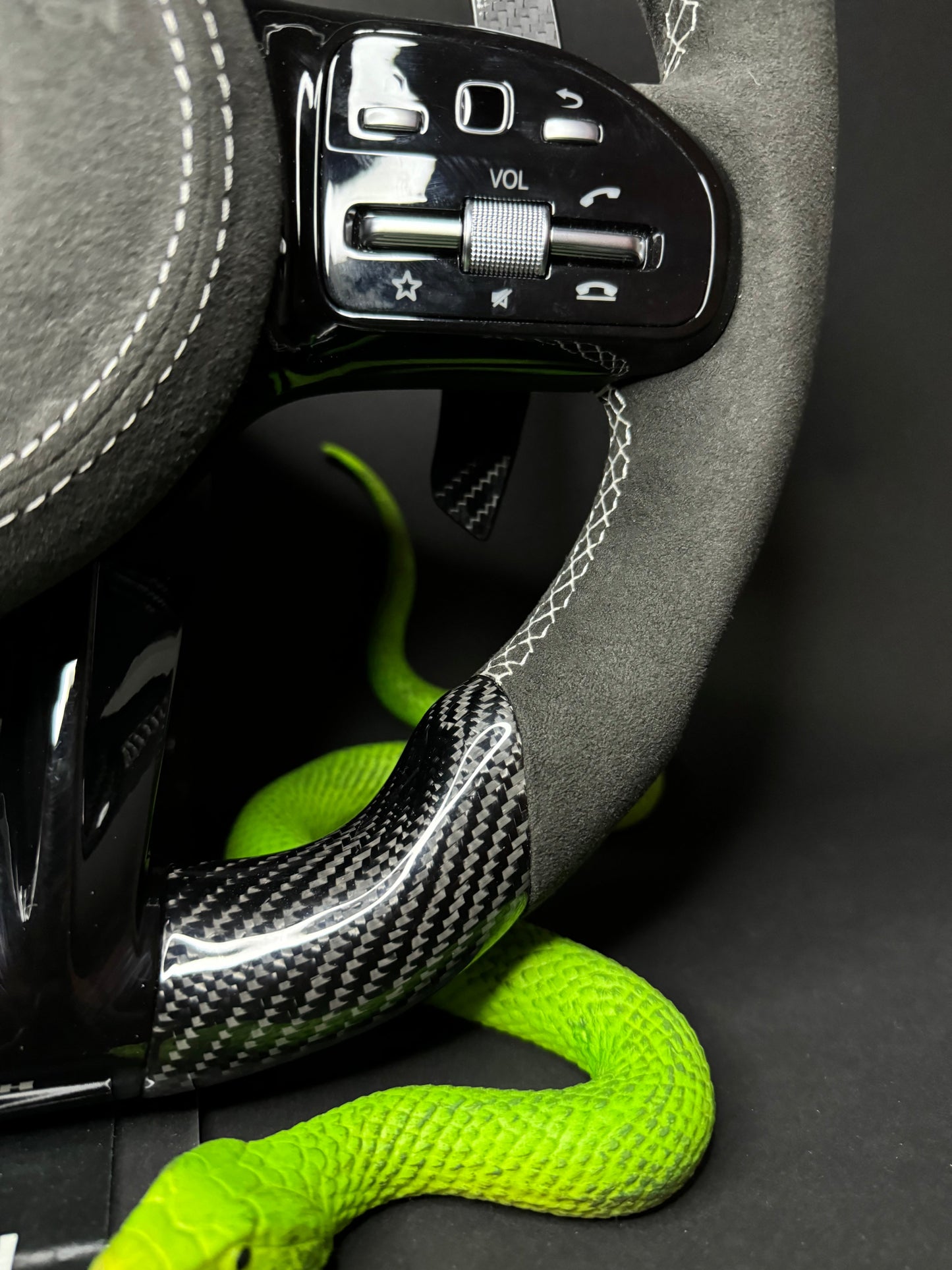 Mercedes AMG Sport Steering Wheel Carbon (LED)