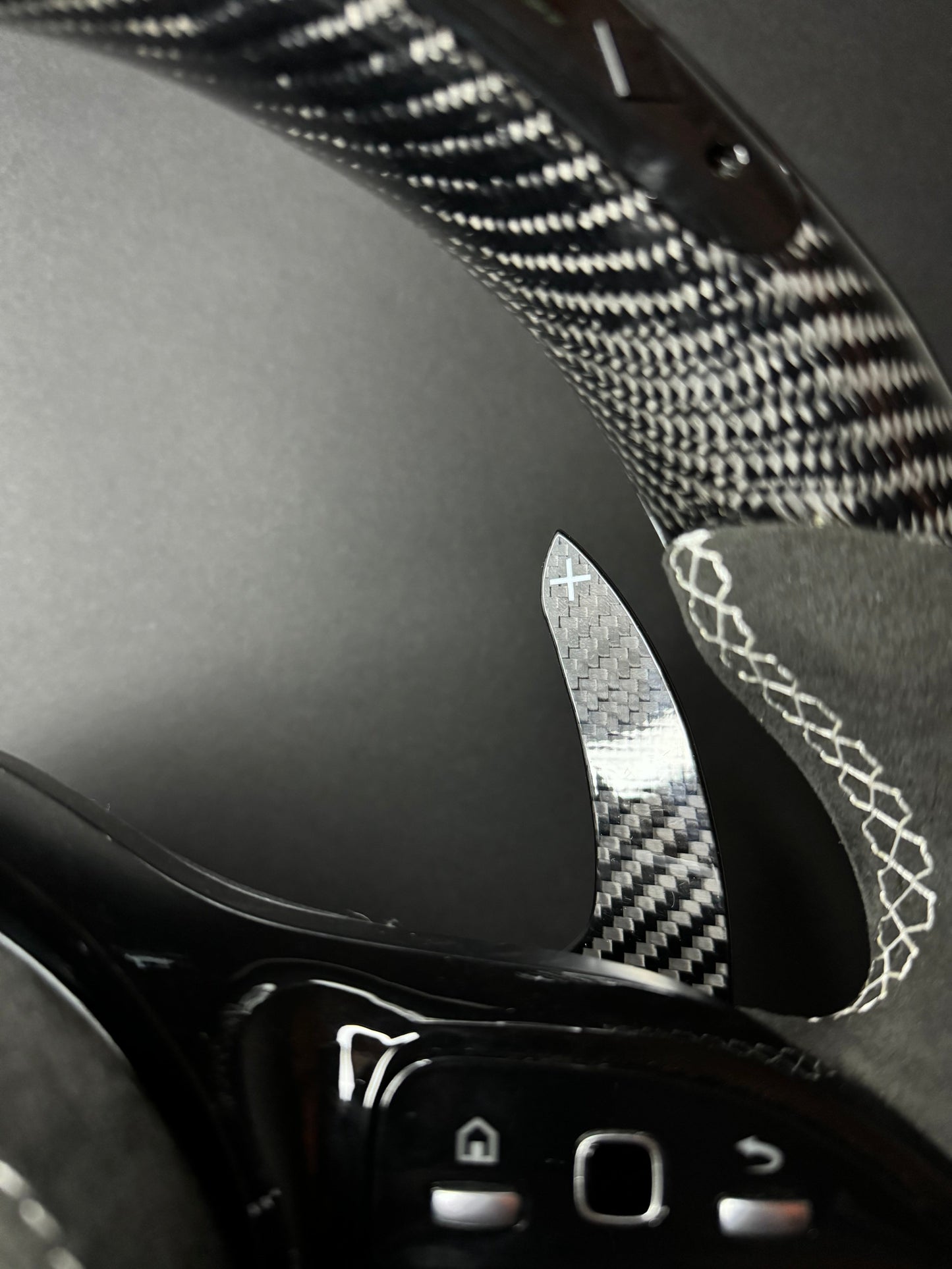 Mercedes AMG Sport Steering Wheel Carbon (LED)