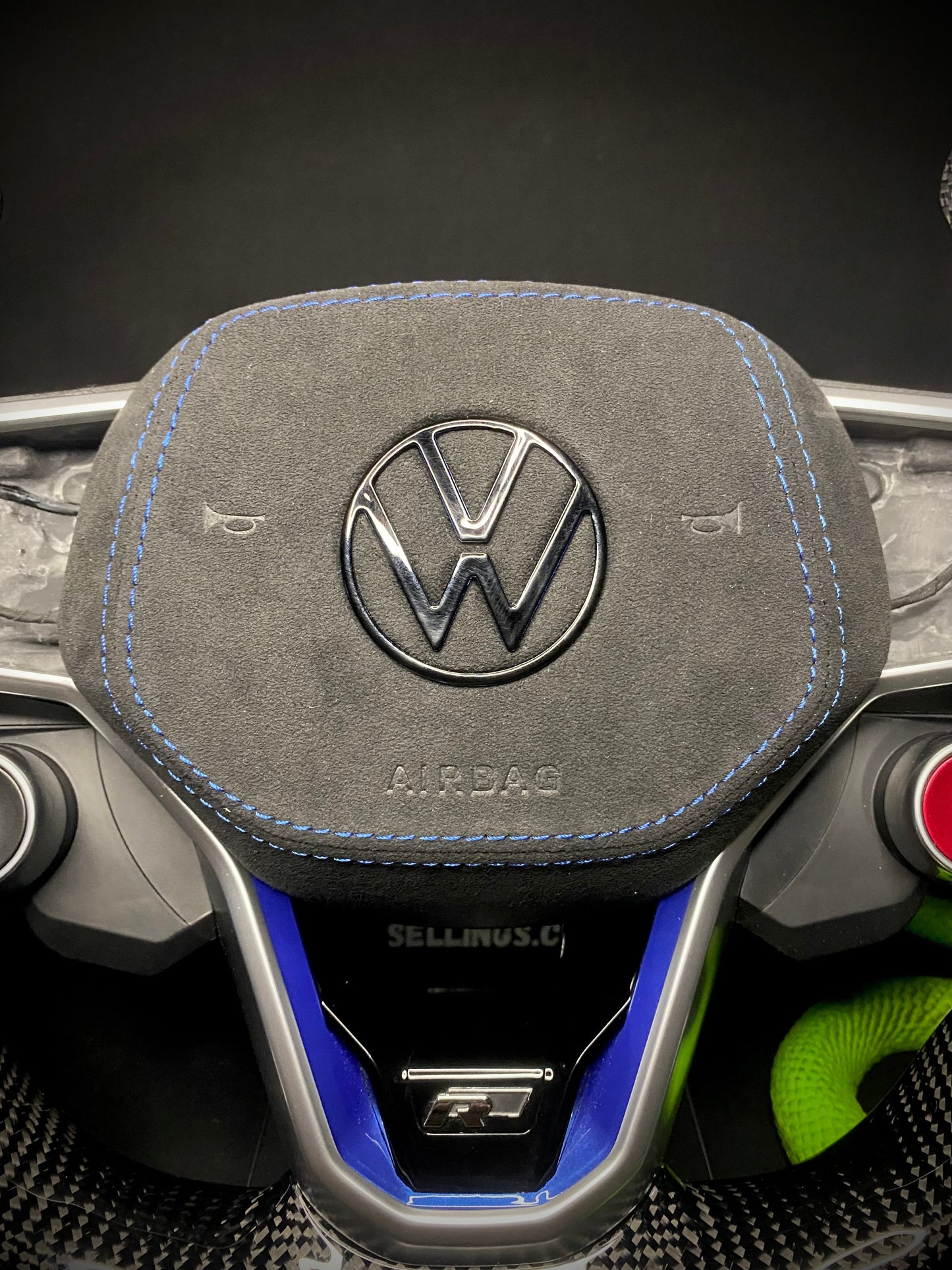 VW Golf 8 Sports Steering Wheel Carbon R8 (LED)