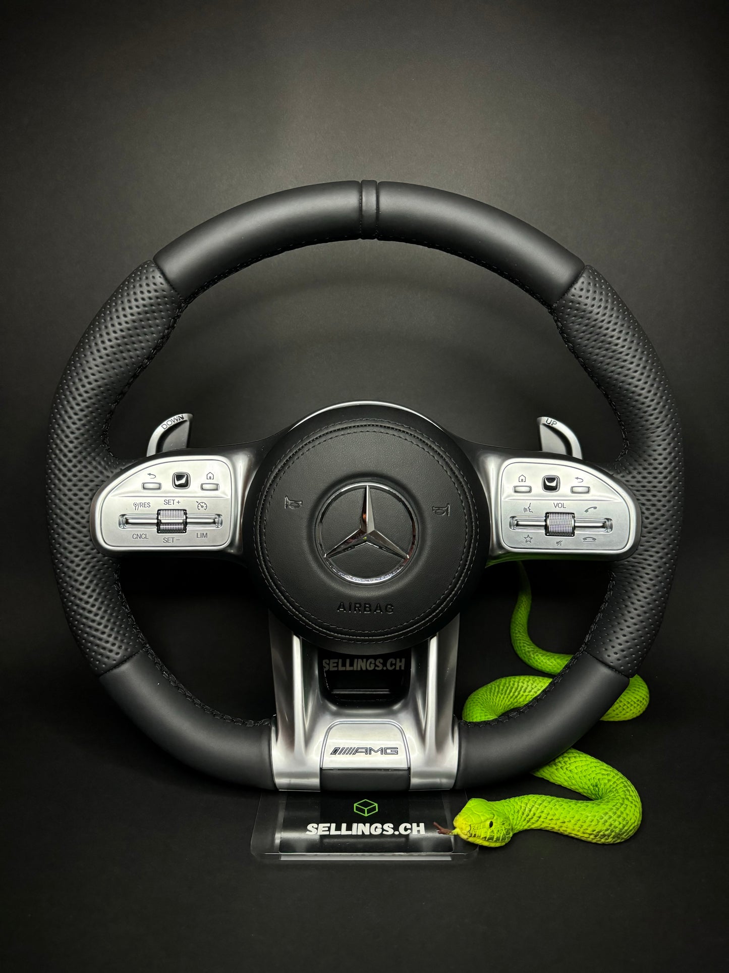 Mercedes AMG Sport Steering Wheel (Upgrade to Facelift)