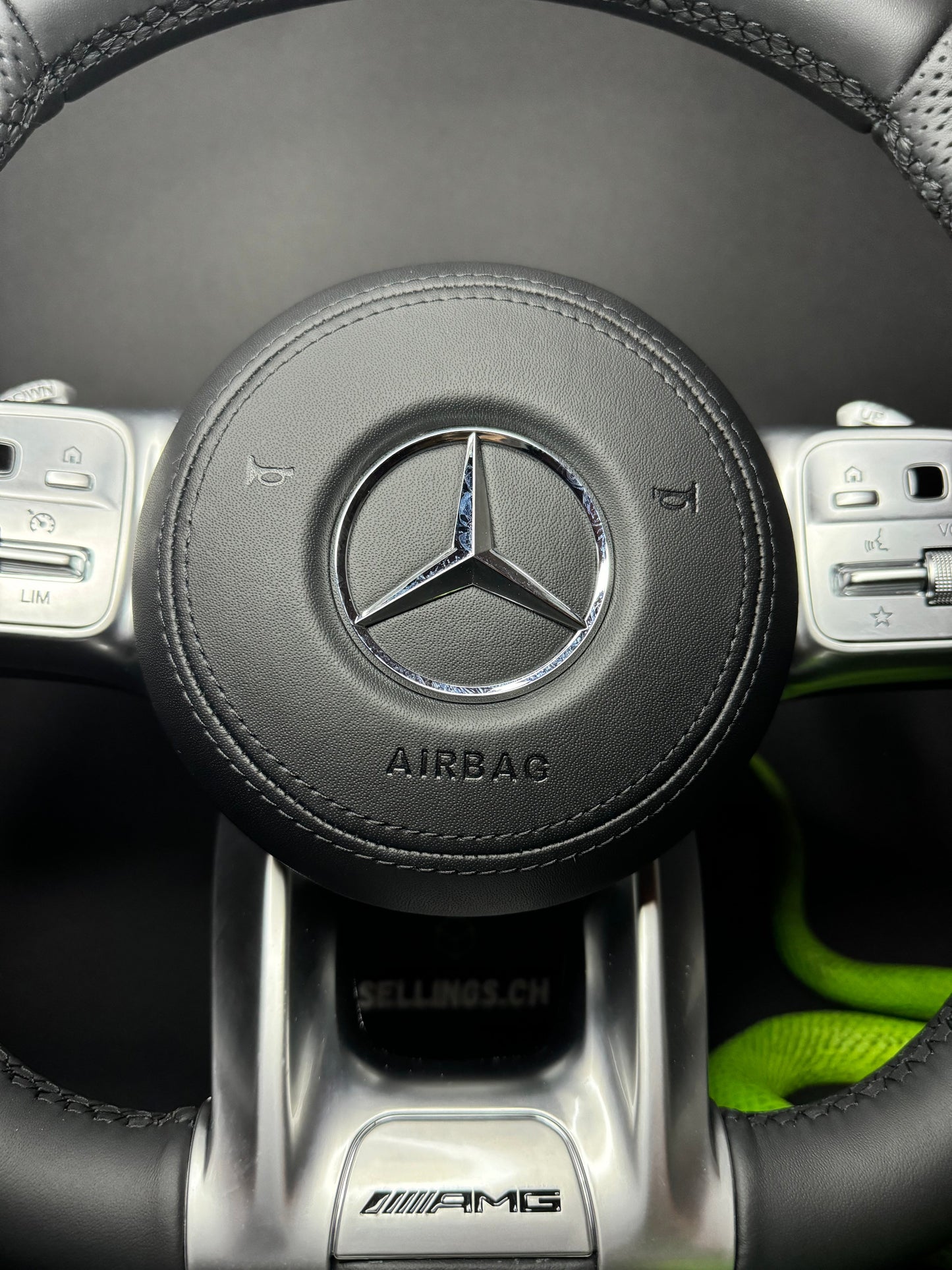 Mercedes AMG Sport Steering Wheel (Upgrade to Facelift)