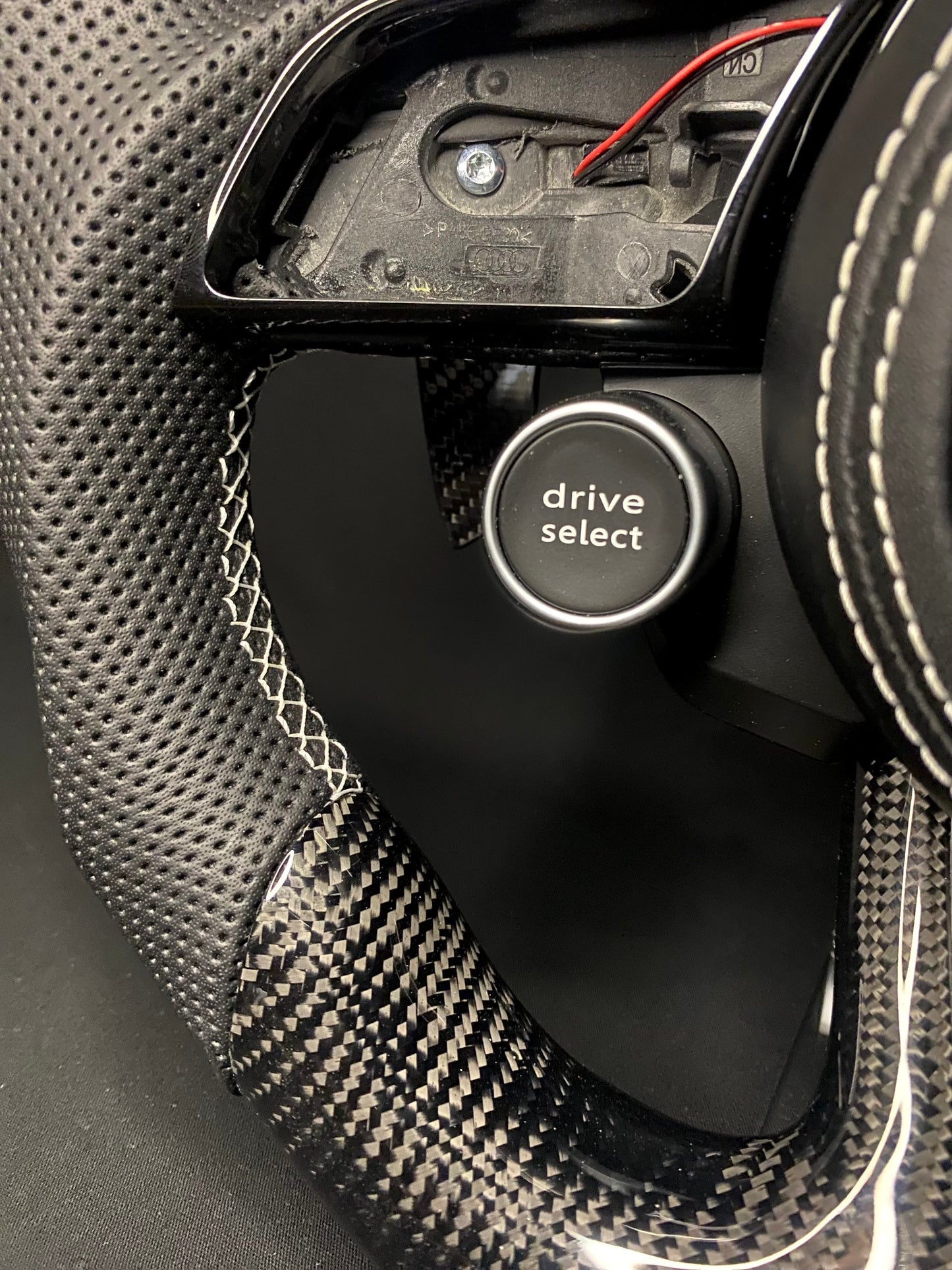 Audi Sport Steering Wheel Carbon (LED)